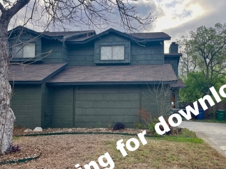 Renovated 2 Bedroom Duplex with Garage Near Airport and North Star Mall