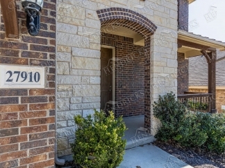 Spacious 4 Bedroom Home with 2 Car Garage in Boerne ISD