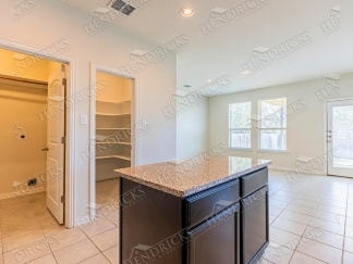 Spacious 4 Bedroom Home with 2 Car Garage in Boerne ISD