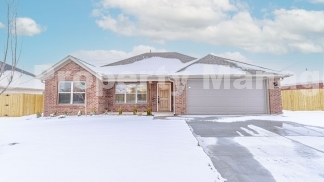 Beautiful home awaits you!
