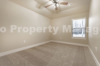 Beautiful home awaits you!