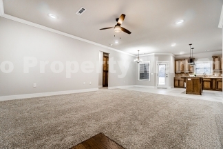Beautiful home awaits you!