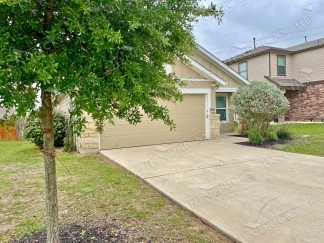 Modern 3 Bedroom Home with Office and Covered Patio in Marion