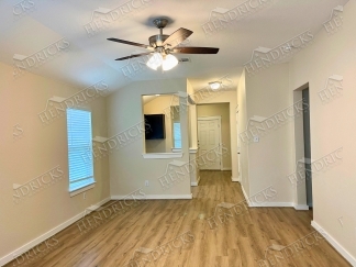 Modern 3 Bedroom Home with Office and Covered Patio in Marion