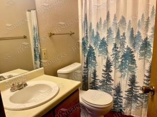 Spacious 2 Bedroom Duplex with Fireplace in Northeast San Antonio