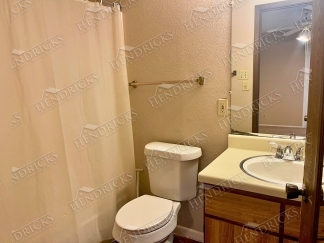 Spacious 2 Bedroom Duplex with Fireplace in Northeast San Antonio