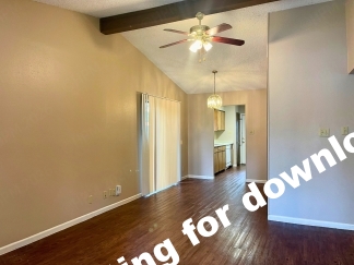 Spacious 2 Bedroom Duplex with Fireplace in Northeast San Antonio