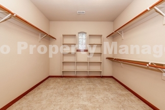 Wonderful Bentonville Home in Quiet Neighborhood