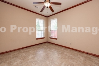 Wonderful Bentonville Home in Quiet Neighborhood