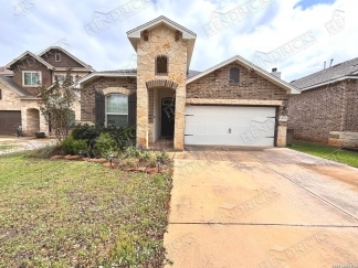 4 Bedroom Home with Outdoor Kitchen in Wortham Oaks San Antonio