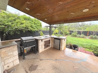 4 Bedroom Home with Outdoor Kitchen in Wortham Oaks San Antonio