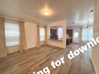 4 Bedroom Home with Outdoor Kitchen in Wortham Oaks San Antonio