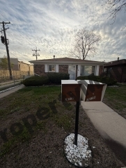 460 Hoxie Avenue, Unit R, Calumet City, IL 60409