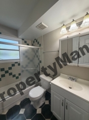 1688 Clifford St, Glendale Heights, IL 60139 – Spacious 3 Bed / 2 Bath Single-Family Home