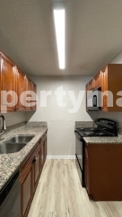 Charming 3-Bedroom with Spacious Living in Lantana!