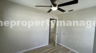 Charming 3-Bedroom with Spacious Living in Lantana!