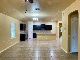 3 Bedroom Home with Open Floor Plan in Wildhorse San Antonio