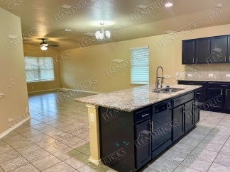 3 Bedroom Home with Open Floor Plan in Wildhorse San Antonio