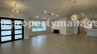 Spacious 3-Bedroom Oasis in Loxahatchee with 2 Full Baths