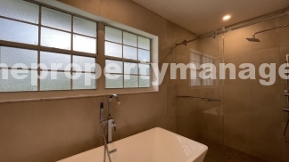 Spacious 3-Bedroom Oasis in Loxahatchee with 2 Full Baths