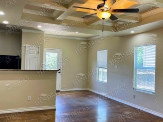 Charming 3 Bedroom Townhome Near Medical Center and Ingram Park
