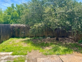 Charming 3 Bedroom Townhome Near Medical Center and Ingram Park