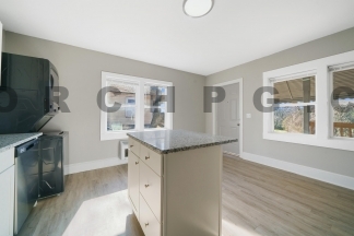 907 Maple Avenue SE 907 Maple Avenue SE