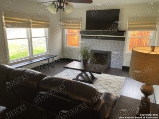 Charming 3 Bedroom Home Near Woodlawn Lake in Central San Antonio