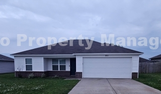 Wonderful home located in Bentonville's Silver Meadow Subdivision