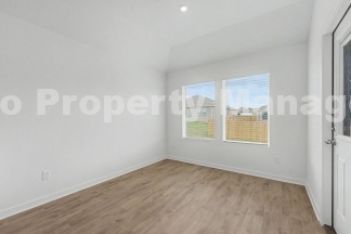 Brand new home awaits you!