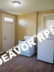 Conveniently Located 2 Bedroom Apartment – First Floor Unit
