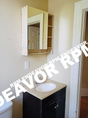 Conveniently Located 2 Bedroom Apartment – First Floor Unit