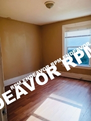 Conveniently Located 2 Bedroom Apartment – First Floor Unit