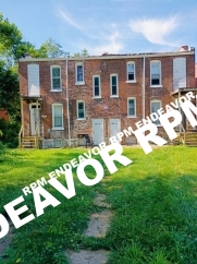 Conveniently Located 2 Bedroom Apartment – First Floor Unit