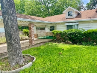 Charming Historic 2 Bedroom Home Near Downtown San Antonio