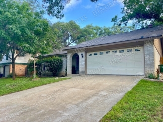 Beautiful 3 Bedroom Home with Covered Patio in Ridge Creek