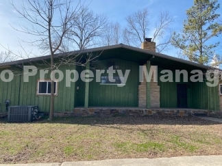 Unique duplex in the heart of town