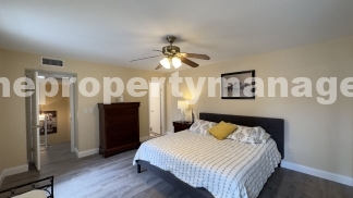 Spacious Wellington End-Unit Townhome | 2 Primary Suites | Screened Patio
