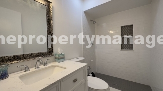 Spacious Wellington End-Unit Townhome | 2 Primary Suites | Screened Patio