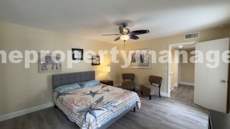Spacious Wellington End-Unit Townhome | 2 Primary Suites | Screened Patio