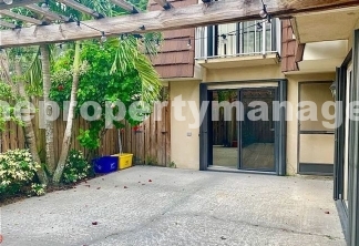 2BR/2.5BA Townhome in the Heart of Palm Beach Gardens