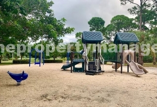 2BR/2.5BA Townhome in the Heart of Palm Beach Gardens