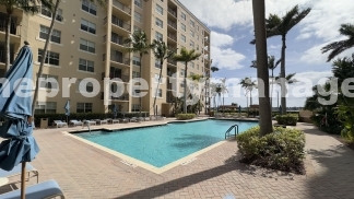 2-Bedroom Penthouse in the Heart of West Palm Beach