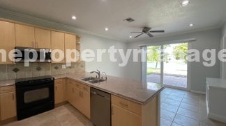 Beautiful 4BR Waterfront Home in Lakes of Laguna
