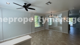 Beautiful 4BR Waterfront Home in Lakes of Laguna