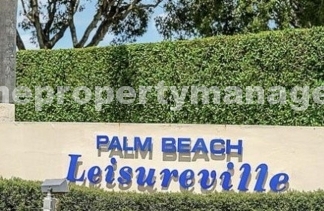 Lakefront 2BR Home in 55+ Leisureville Community