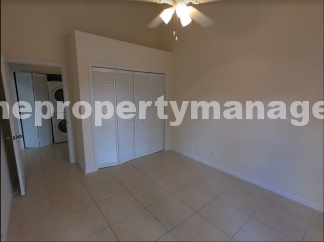 Bright & Spacious Condo with Vaulted Ceilings!