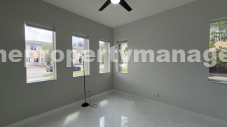 Spacious 4-Bedroom End-Unit Townhome with Beautiful Lake Views