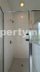 Spacious 4-Bedroom End-Unit Townhome with Beautiful Lake Views