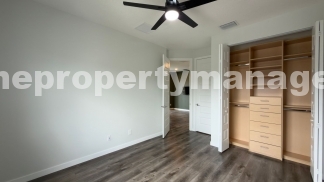 Spacious 4-Bedroom End-Unit Townhome with Beautiful Lake Views